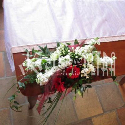 Svatební aranžmá na obřadní stůl č. 100