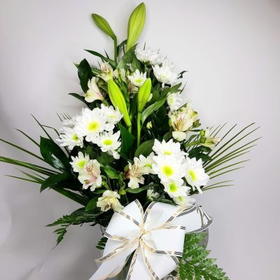 Smuteční kytice vázaná v ruce č. 3