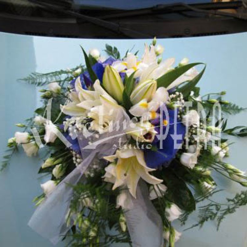 Wedding arrangement for car blue and white No. 161