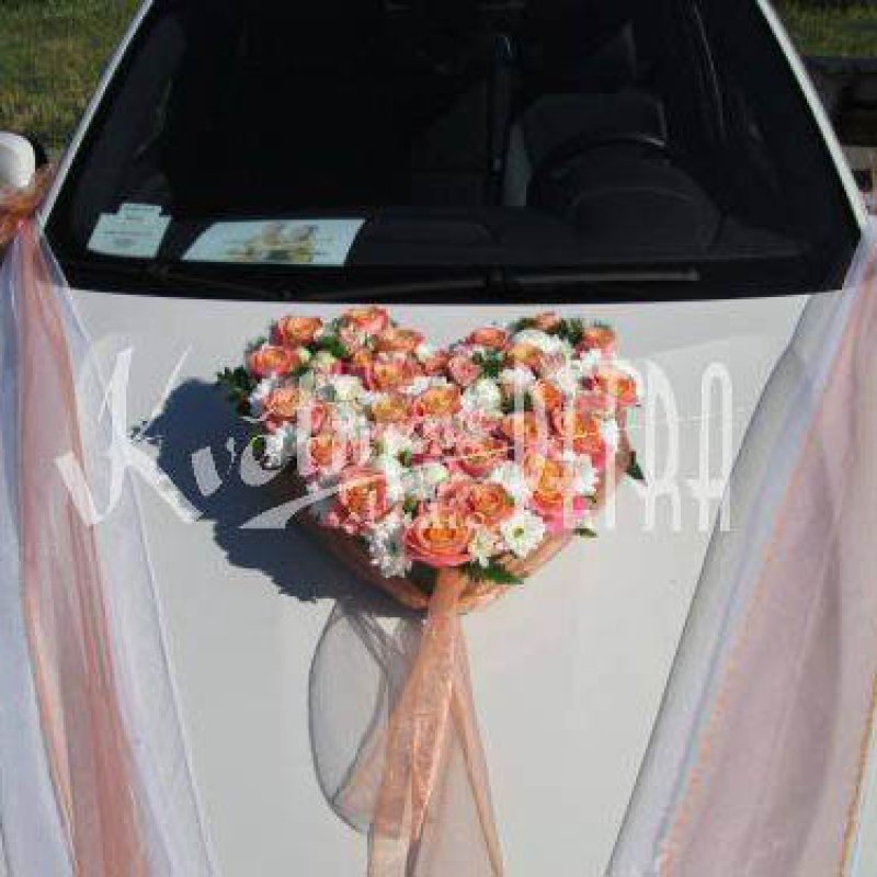 Układ ślubny na samochodzie serce nr 155