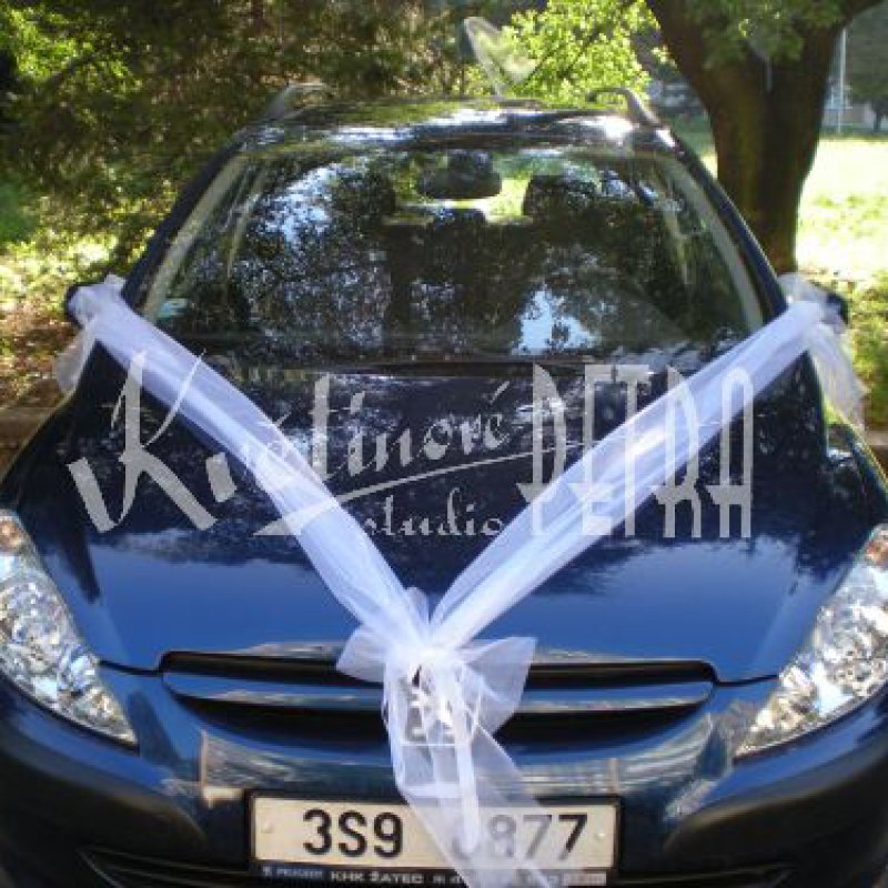 Wedding arrangement for car No. 145