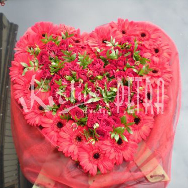 Hochzeitsarrangement für Wagen Nr. 143