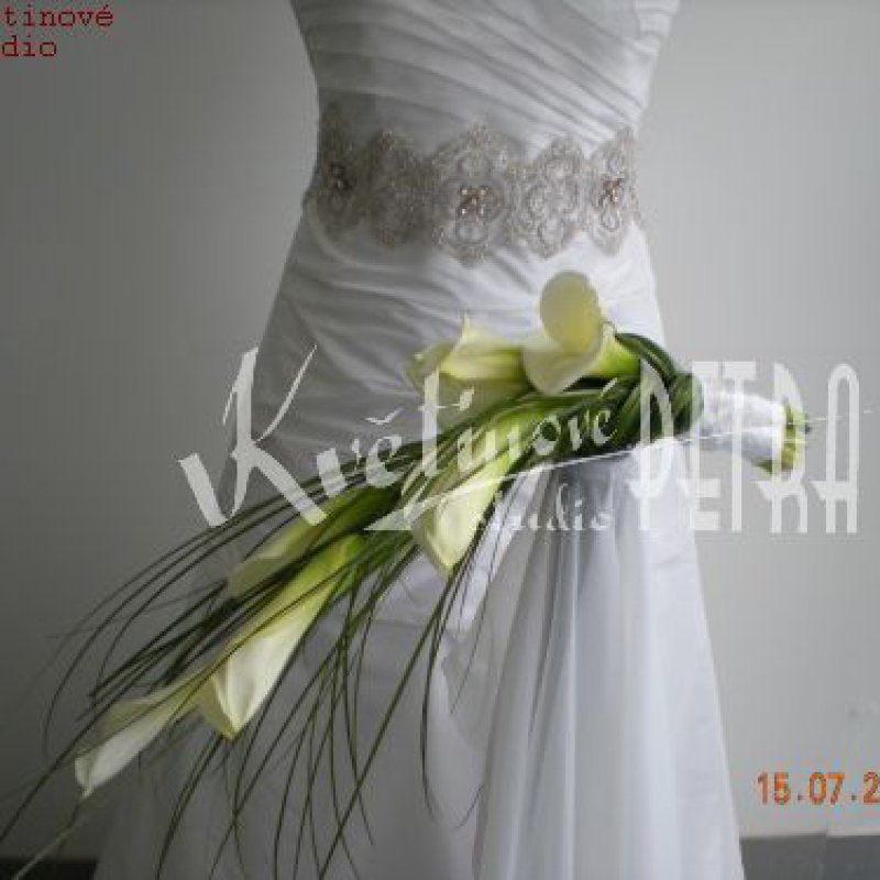 Wedding bouquet over the hand No. 363