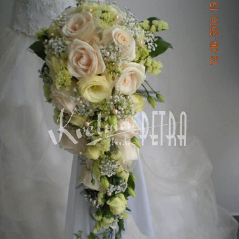 Brautstrauß überhängend Nr. 369