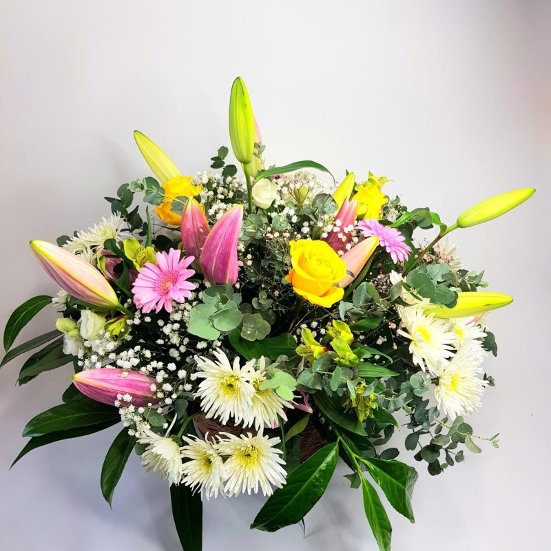 Pierced arrangement of Rosalie