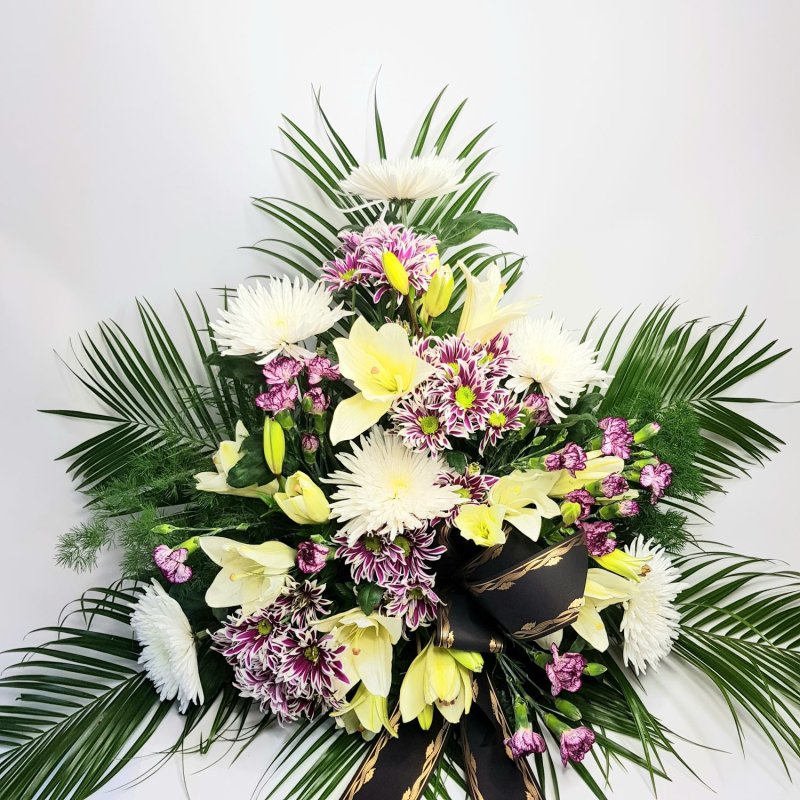 Trauerstrauß durchbohrt Nr. 28