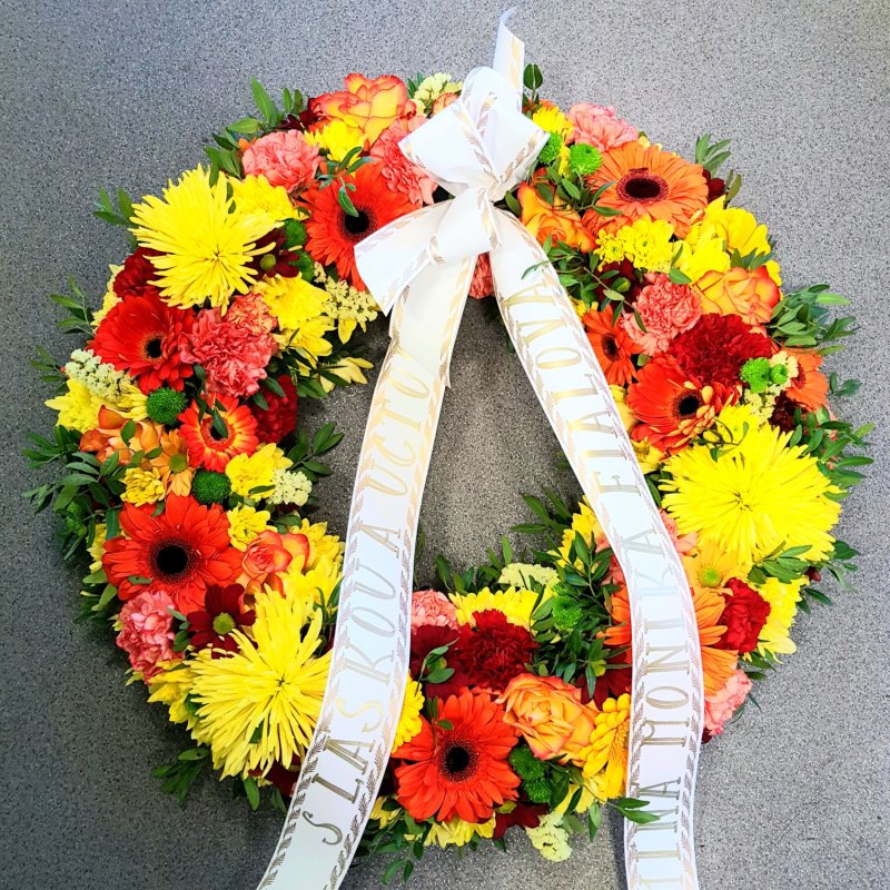 Smuteční věnec vypichovaný č. 7