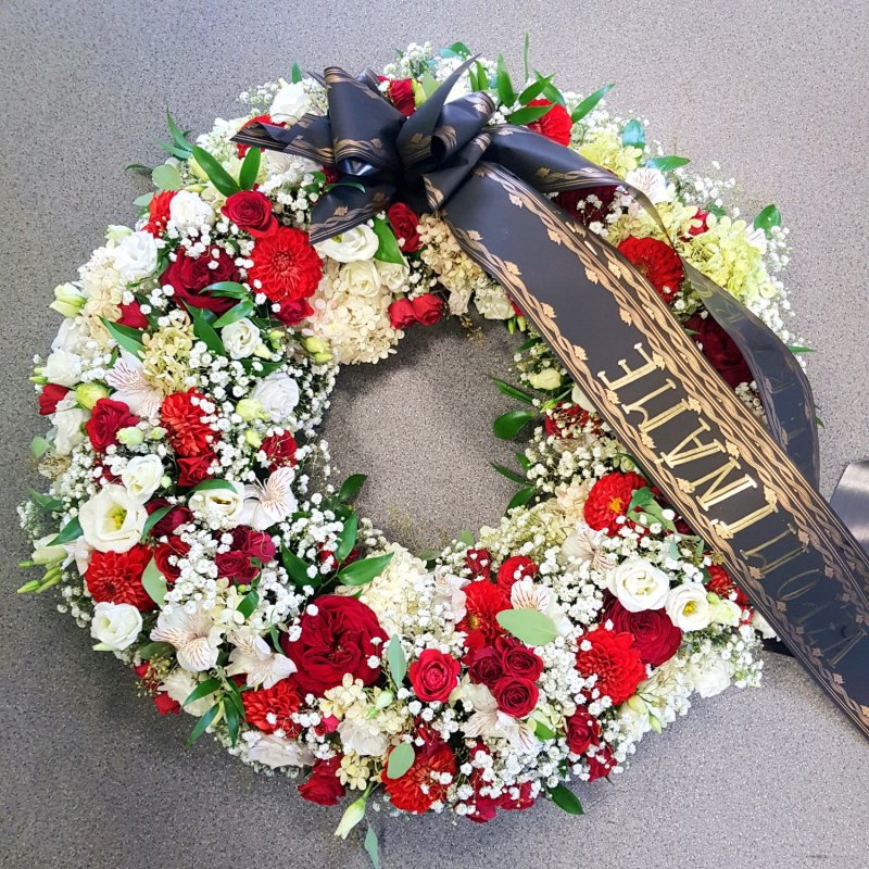 Trauerkranz durchbohrt Nr. 24